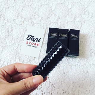 Son Kat Von D Studded Kiss Lipstick