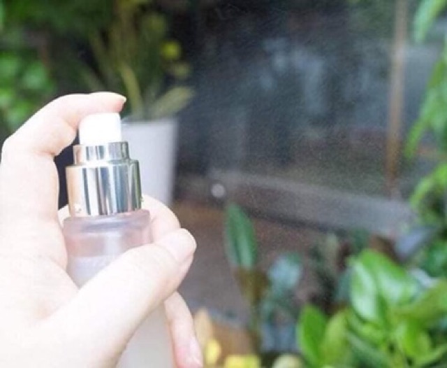 Xịt khoáng nước thần nuôi dưỡng da sáng trong chai 30ml tiện dụng Su:m37 Secret Essence Mist/ Ohui công ty chính hãng | BigBuy360 - bigbuy360.vn