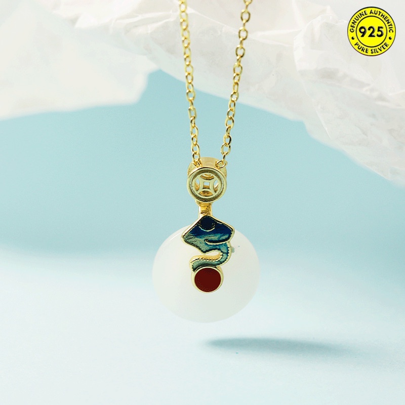 Vòng cổ mặt đá ngọc bích thời trang dành cho nữ