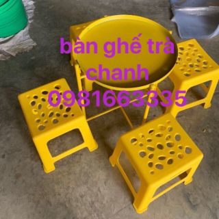 ghế trà chanh vỉa hè