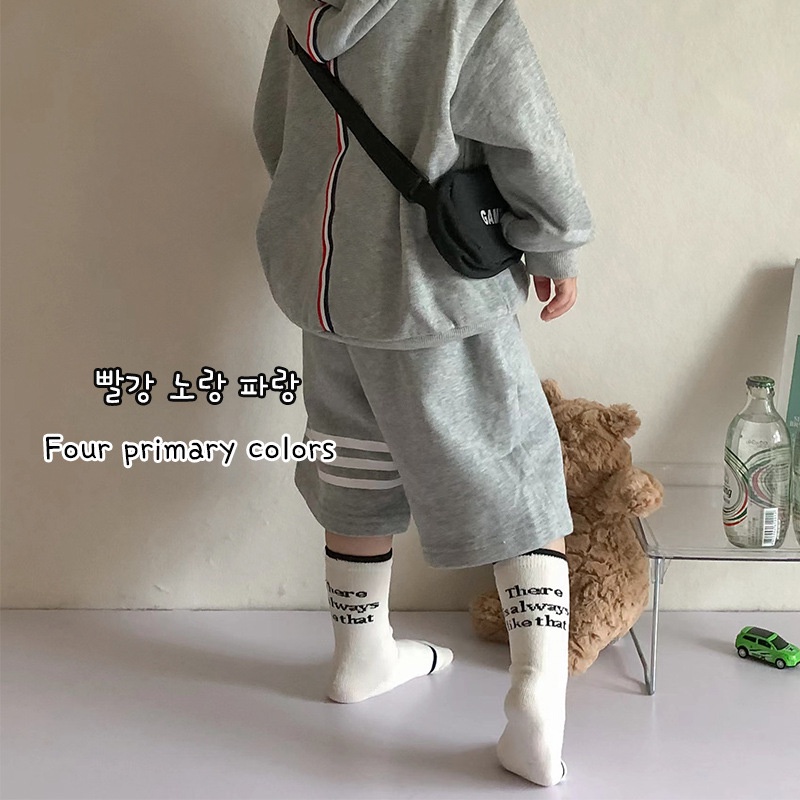 Set 4 đôi vớ cotton in chữ cái đơn giản thời trang mùa thu KOKOROCARE msw-31 2022 cho bé 1-8 tuổi