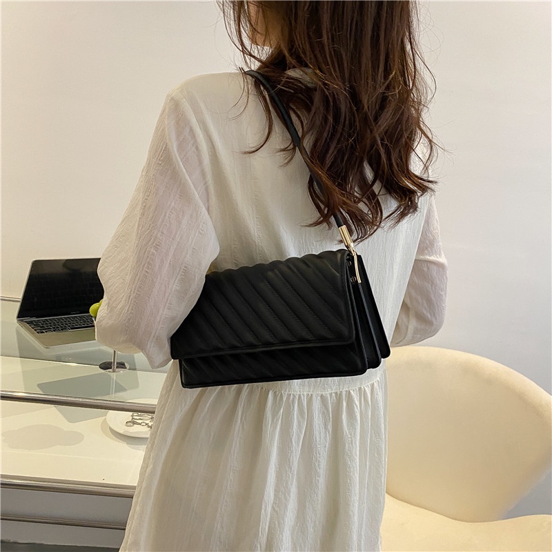 Túi Đeo Vai Hình Vuông Màu Trơn Thời Trang Mùa Hè Phong Cách Phương Tây Dành Cho Nữ 2022