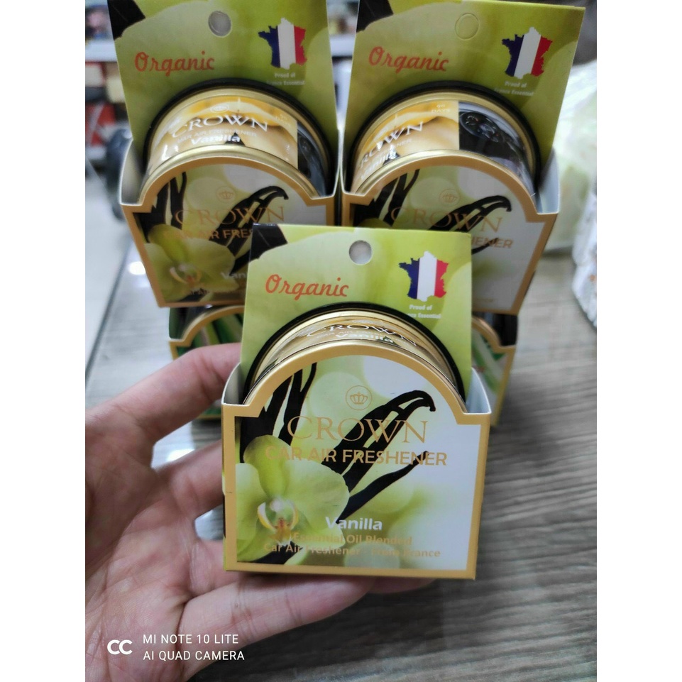 Sáp thơm CROWN mùi hương tự nhiên , giúp loại bỏ mùi hôi trên ô tô