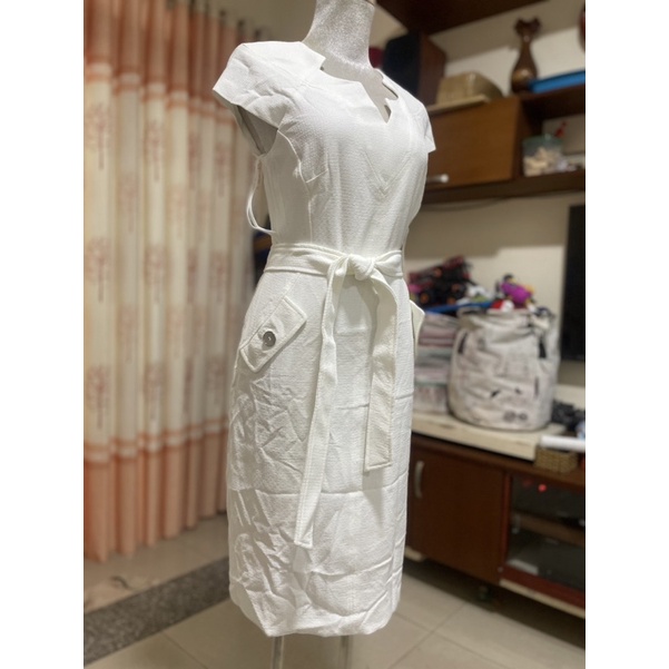 Đầm Kasper dư xịn vải đẹp hàng hiếm màu trắng size 10