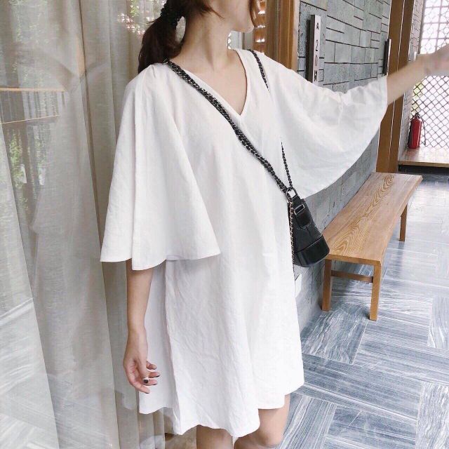 Đầm trắng cổ V tay loe (2 màu)