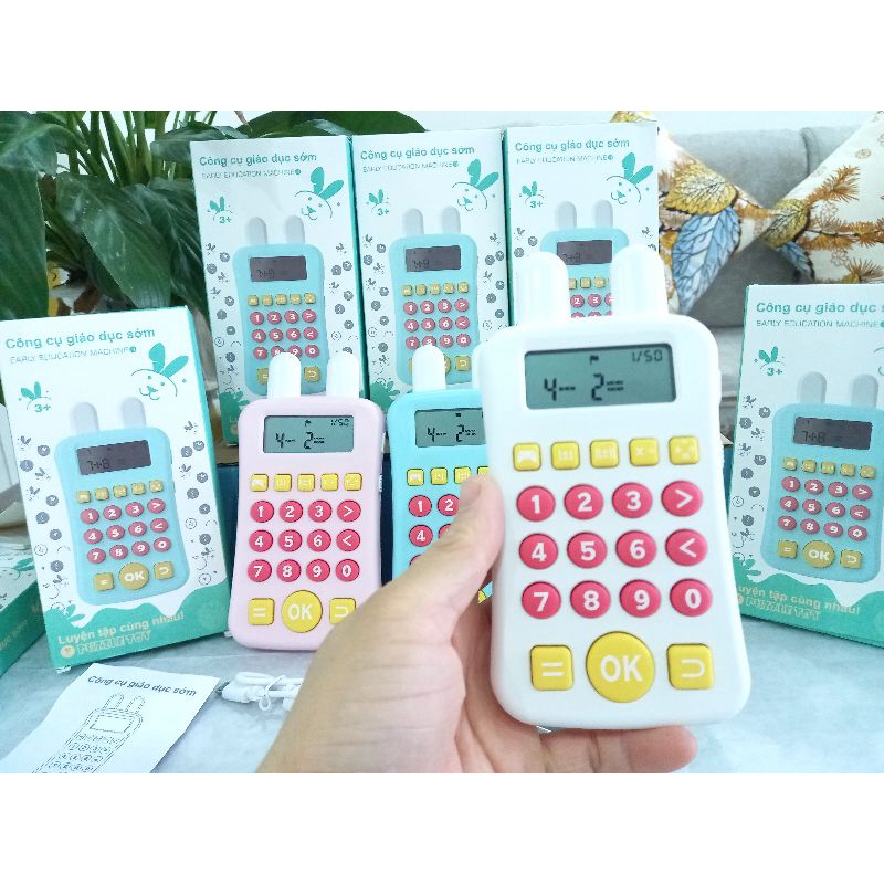 Máy tính thông minh cầm tay mini cho bé giúp bé học tính nhẩm nhanh ,dễ dàng