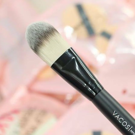 Cọ Nền Đầu Dẹp Nhỏ Vacosi Foundation Brush F06