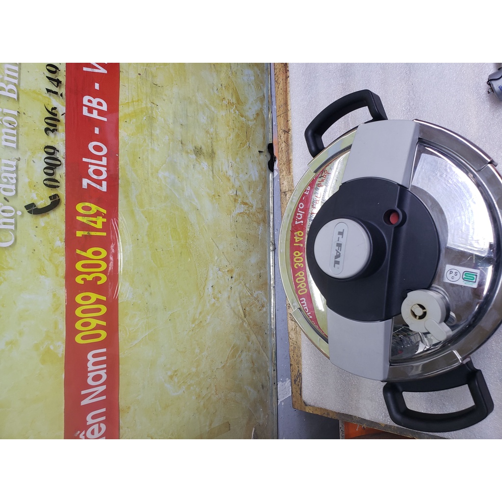 Nồi áp suất INOX T-Fal Pháp 4.5L giá 1,7 triệu