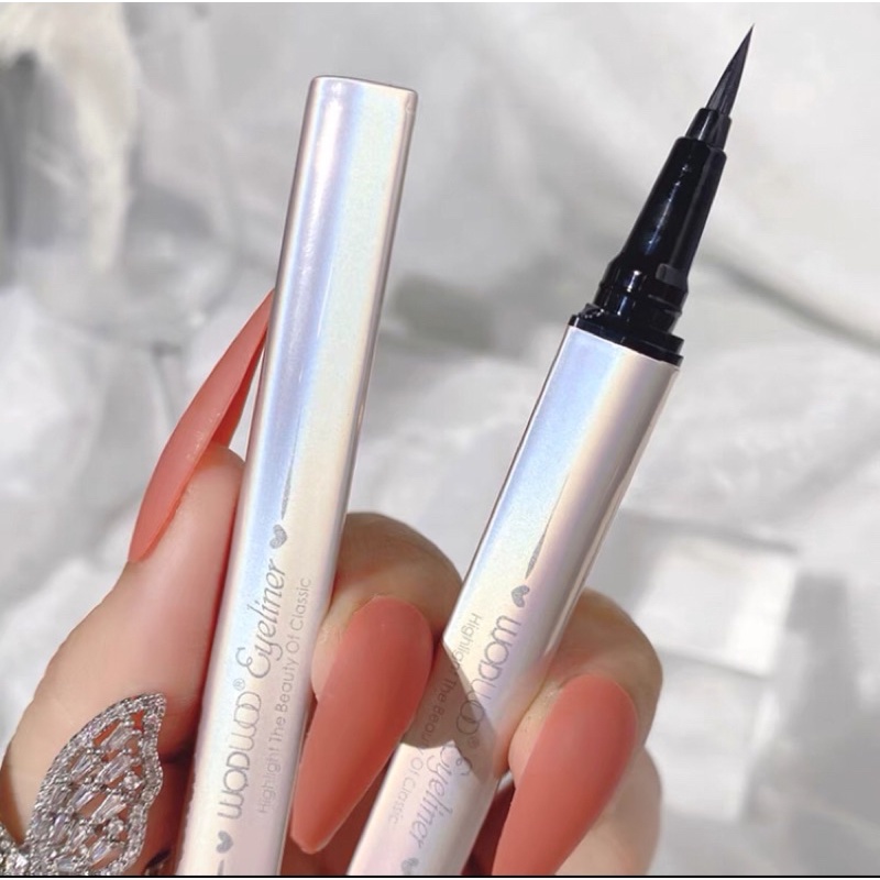 Kẻ mắt Wodwod trái tim Hologram | BigBuy360 - bigbuy360.vn