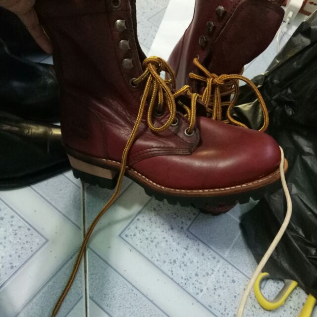 Giày boot