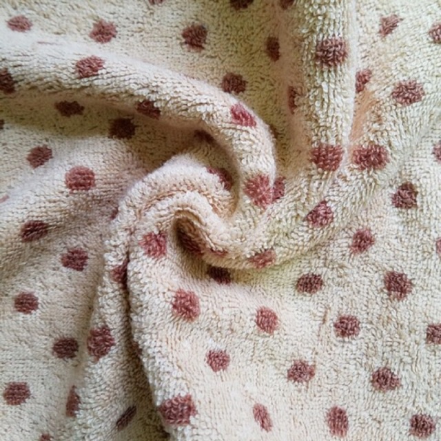Khăn Mặt Chấm Bi cotton dùng cho gia đình mềm mại, kháng khuẩn