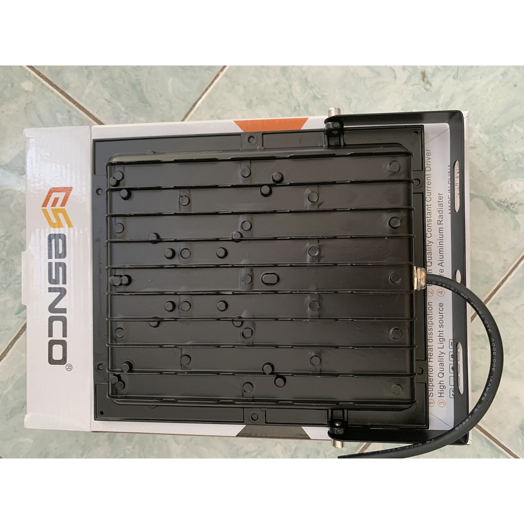 Đèn LED pha ngoài trời ESNCO LED COB 50W ip66, ánh sáng trắng 6000k, ánh sáng vàng 3000k