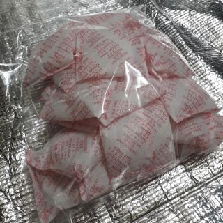 Gói chống ẩm 30g loại 1kg giá 65k