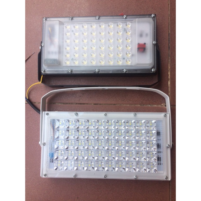 đèn led pha 220v 50W mới 2018