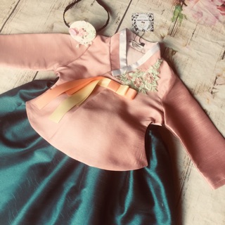 bộ Hanbok cho bé kèm bờm