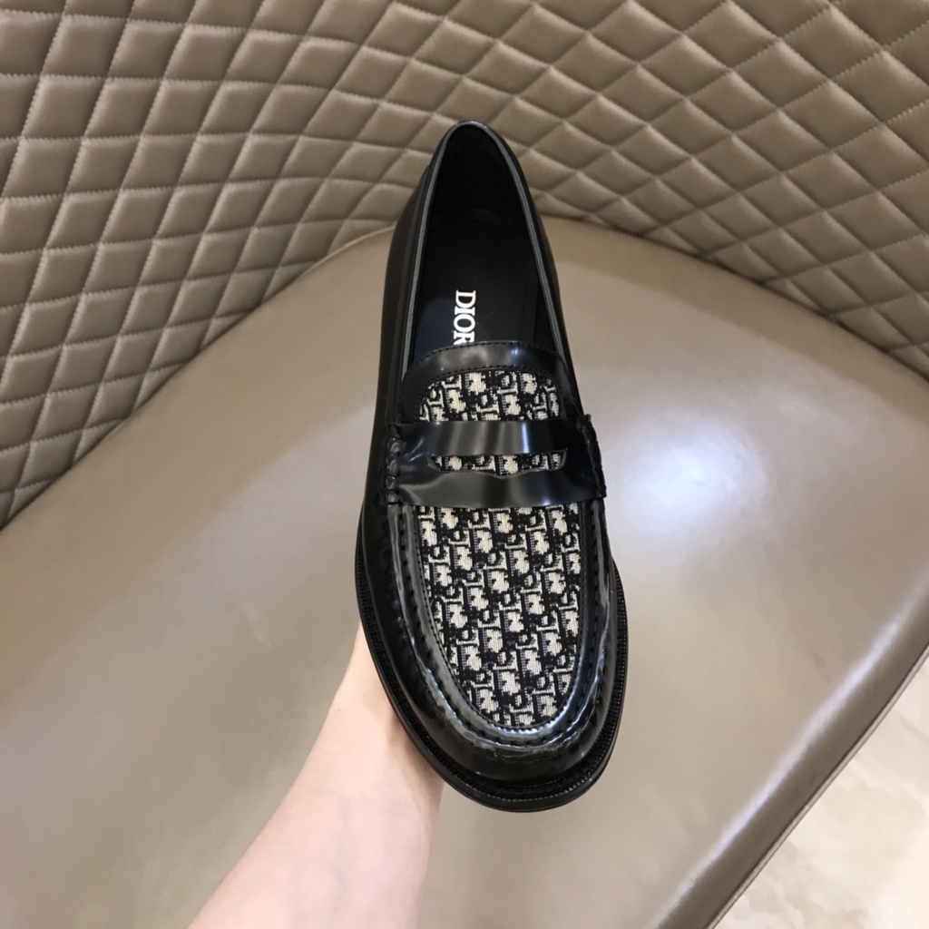 Giày lười nam da thật cao cấp DIOR CD kiểu dáng sang trọng với họa tiết thương hiệu nổi bật