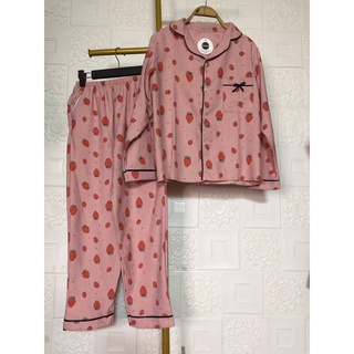 Bộ đồ Nhung tăm Pijama mặc nhà SAM cao cấp họa tiết dâu tay b15