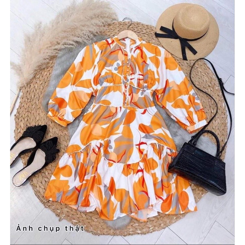 Đầm Hoa Vàng dáng xèo tay phồng