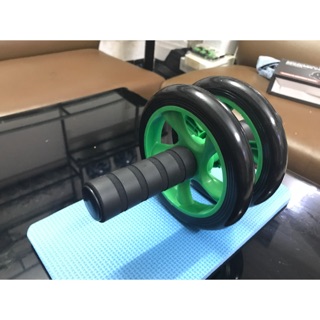 Con lăn tập cơ bụng 2 bánh