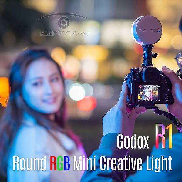 ĐÈN LED GODOX R1 RGB DÙNG CHO QUAY PHIM