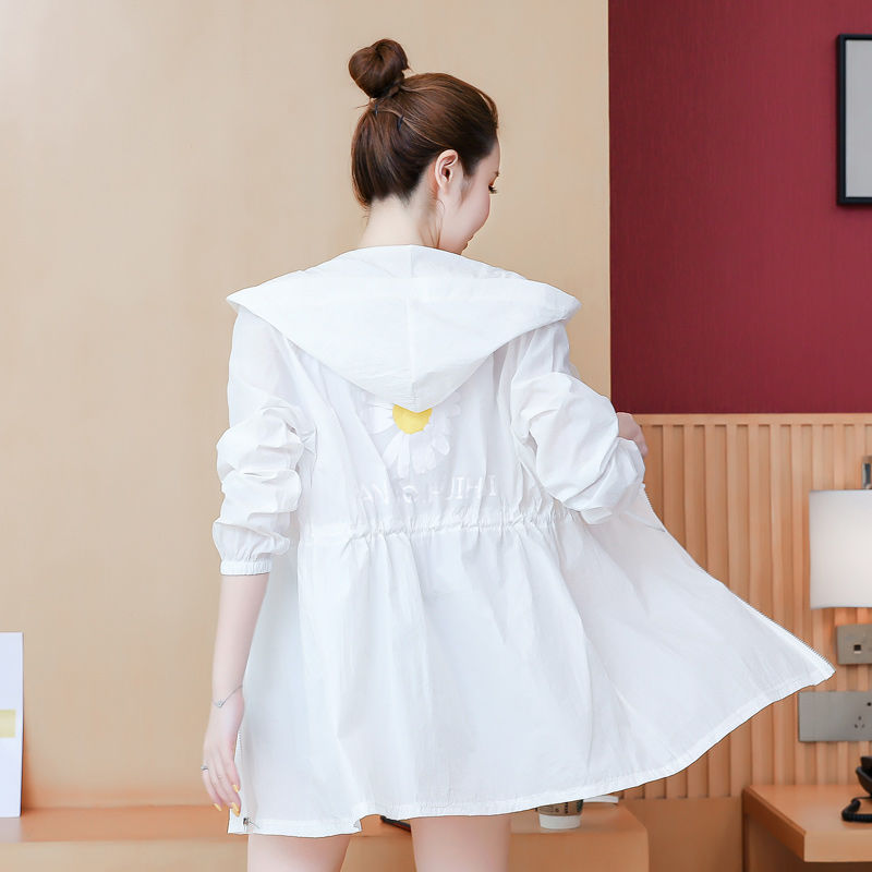 Áo khoác chống nắng dáng rộng thời trang mùa hè mới cho nữ | BigBuy360 - bigbuy360.vn