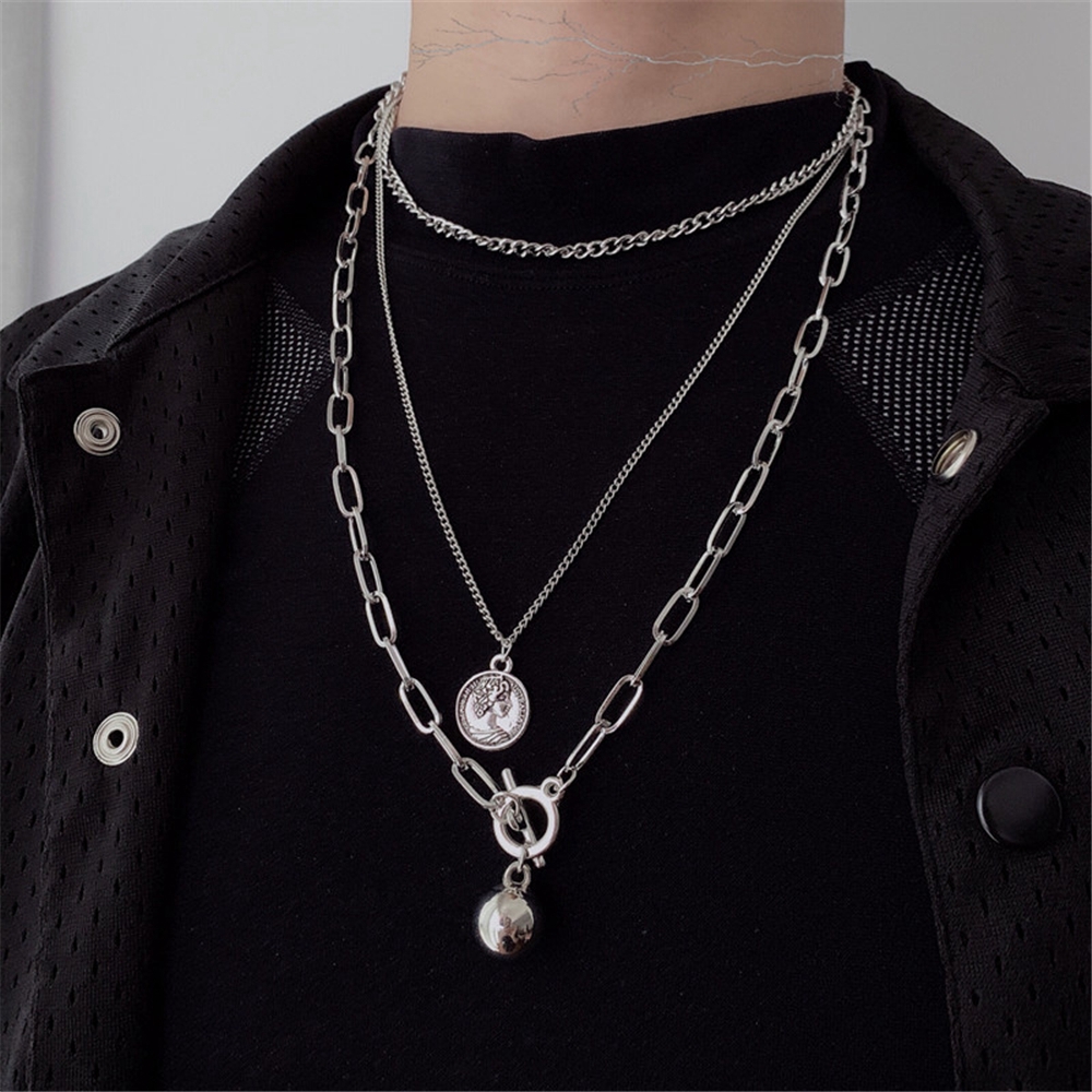 Vòng cổ phong cách Gothic