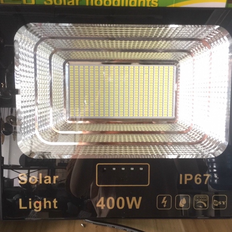 Đèn pha năng lượng nhôm đúc 100w 200w 400w 600w 800w, Đèn Pha NLMT IP67, Đèn năng lượng mặt trời siêu tốt