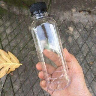 100 chai nhựa nắp đen 350ml