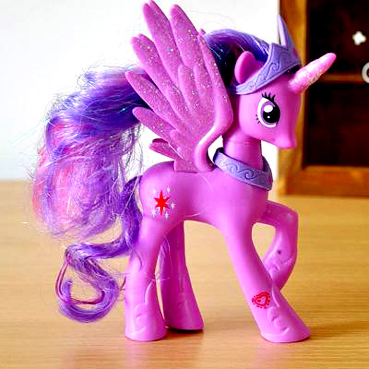 Thiên Thần Ngựa My Little Pony Xinh Đẹp Quyến rũ 14cm  Tặng Lược Chải (  Có 5 Mẫu Ngựa)