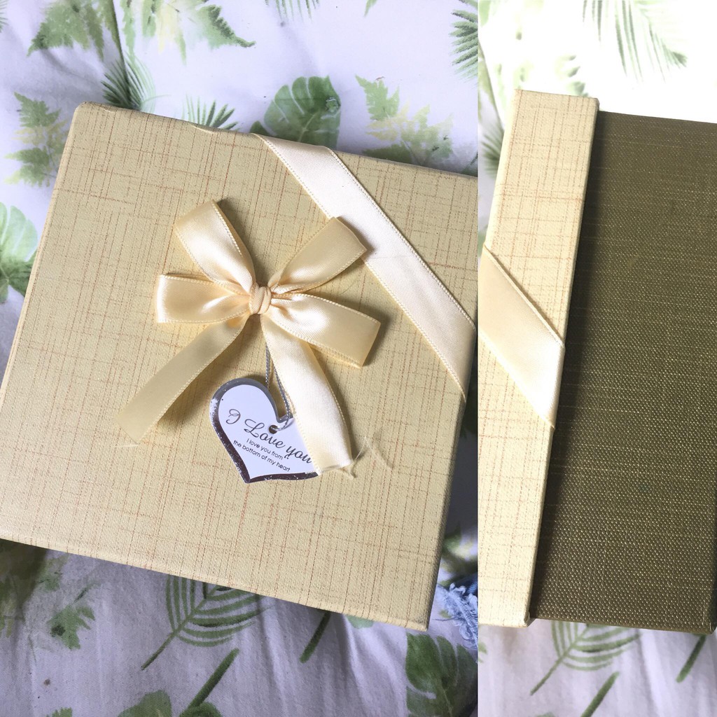 Hộp quà hình vuông loại 15cmx15cm cao 7,5cm | BigBuy360 - bigbuy360.vn