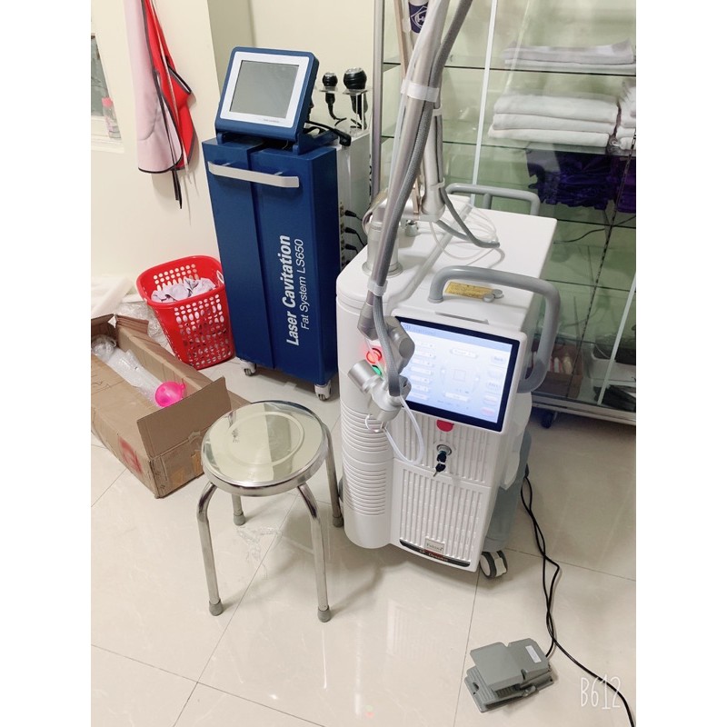 MÁY ĐIỀU TRỊ SẸO RỖ , TRẺ HOÁ LASER FRACTIONAL CO2