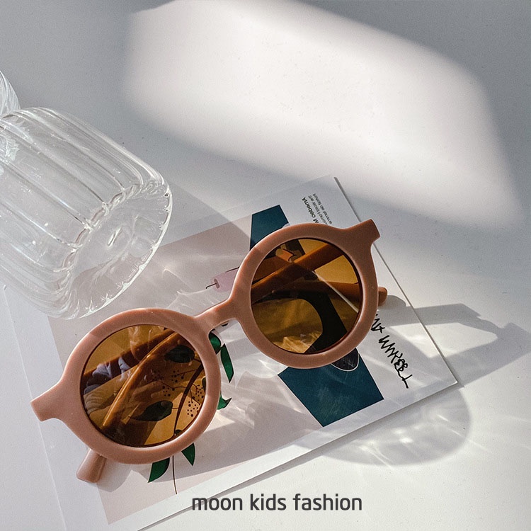 Kính mát chống UV phong cách Hàn Quốc cho bé trai, bé gái 1 - 8 tuổi - Moon kids fashion