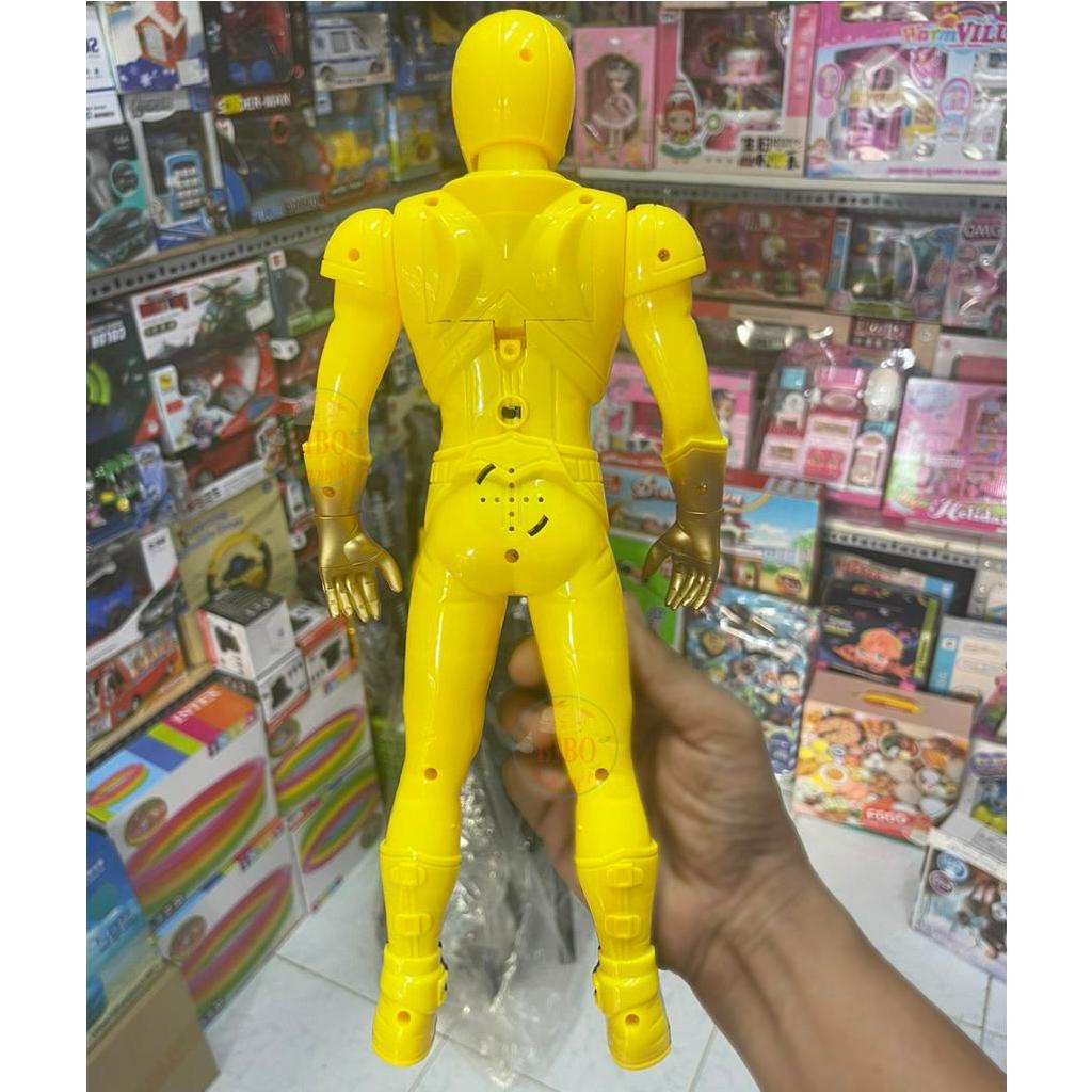 Đồ Chơi Mô Hình Siêu Nhân Có Pin Phát Nhạc Cho Bé Loại Lớn Cao tầm 40cm