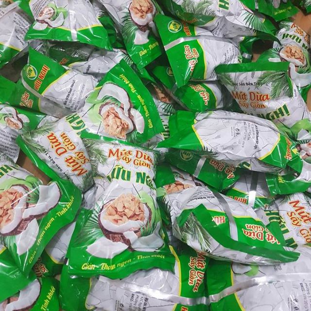 Mứt dừa sấy giòn Hữu Nghị gói 275gram (bao bì mới)