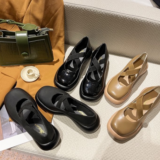 [ Mã 66CBSALE giảm 30K đơn 200K] Giày Thể Thao Nữ Đế Dày Thời Trang Năng Động | BigBuy360 - bigbuy360.vn