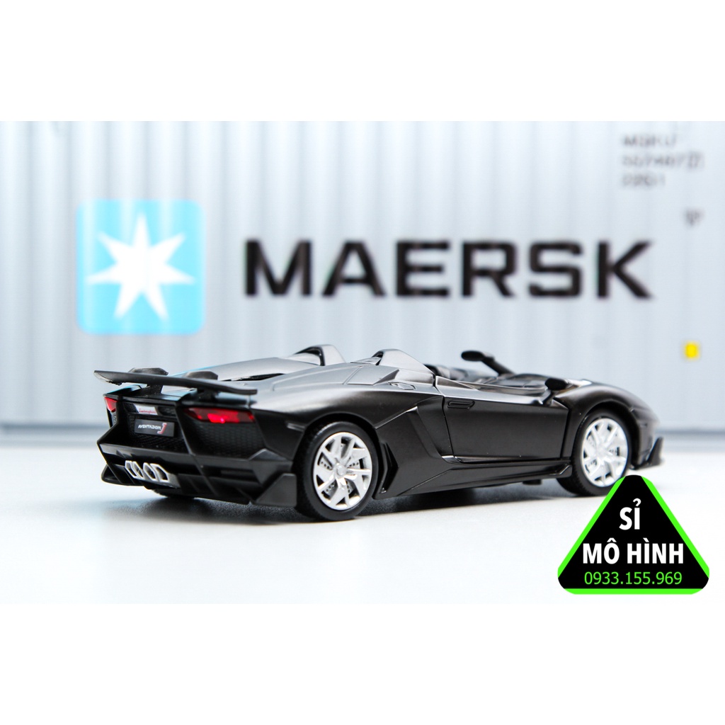 Mô hình xe Lamborghini Aventador J 1:32