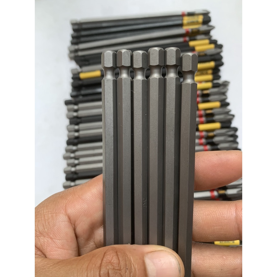 Mũi vít PH2 Dewalt xám tem đỏ đen dài 152mm chính hãng có từ (SL : 1 mũi )