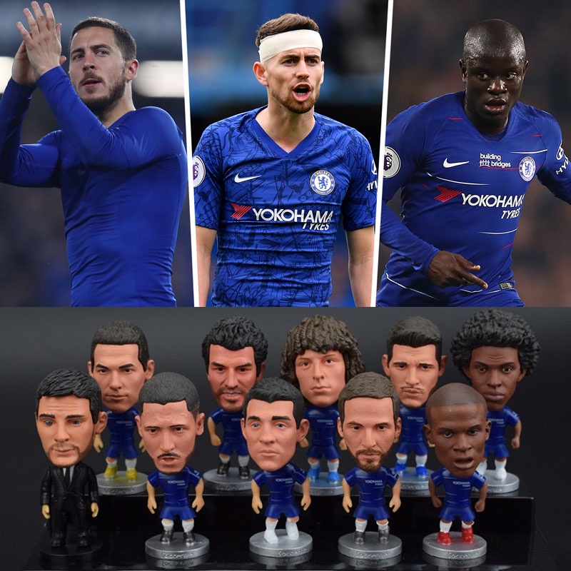 Tượng cầu thủ bóng đá đội hình Chelsea