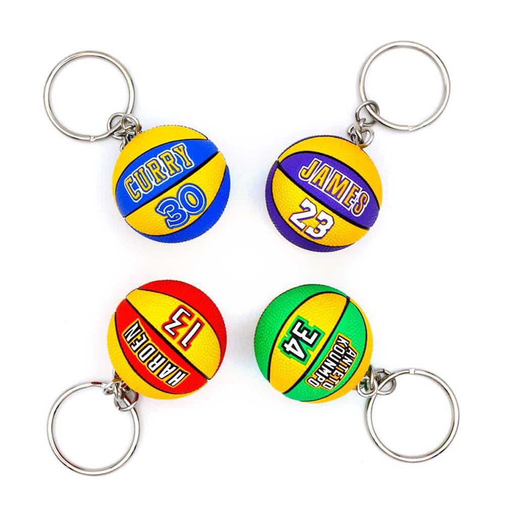 Móc Khóa Hình Cầu Thủ Bóng Rổ Patrick