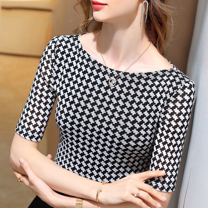 Áo Sơ Mi Tay Ngắn Hở Vai Kẻ Sọc Ca Rô Kiểu Phương Tây Trẻ Trung