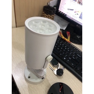 Đế đơn cho 1 đèn rọi, đèn chiếu điểm, kiểu đế dài hoặc tròn, dùng cho 1 đèn ray, bảo hành 12 tháng