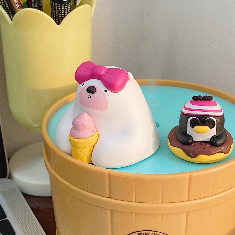 (Tự chụp / Có sẵn) Máy phun sương Gấu trắng và Cánh cụt