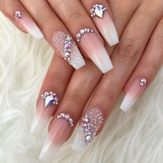 HẠT TRỨNG CÁ MIX ĐÁ RẮC MÓNG