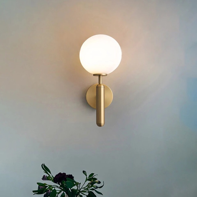 Đèn Tường Trang Trí Phòng Ngủ Hình Cầu -Tặng Bóng Led