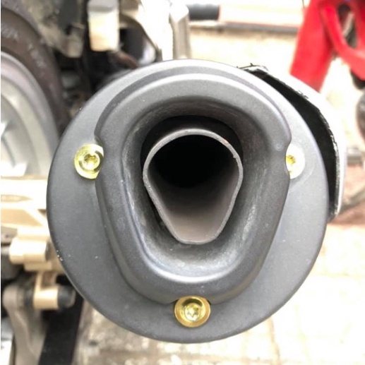 Chụp đích pô TFX lắp cho dòng pô zin EX 135 5s, EX 150,155, các loại pô UMA RACING