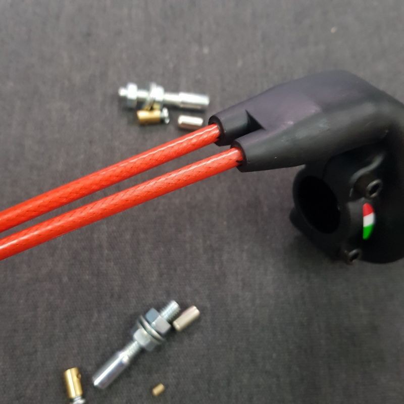 Cùm tăng kèm dây ga thái gắn tất được tất cả xe. giúp xe rút ngắn hành trình ga