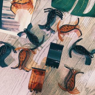 Kẹp tóc càng cua màu bóng 3 răng 5 răng (nâu/đen)