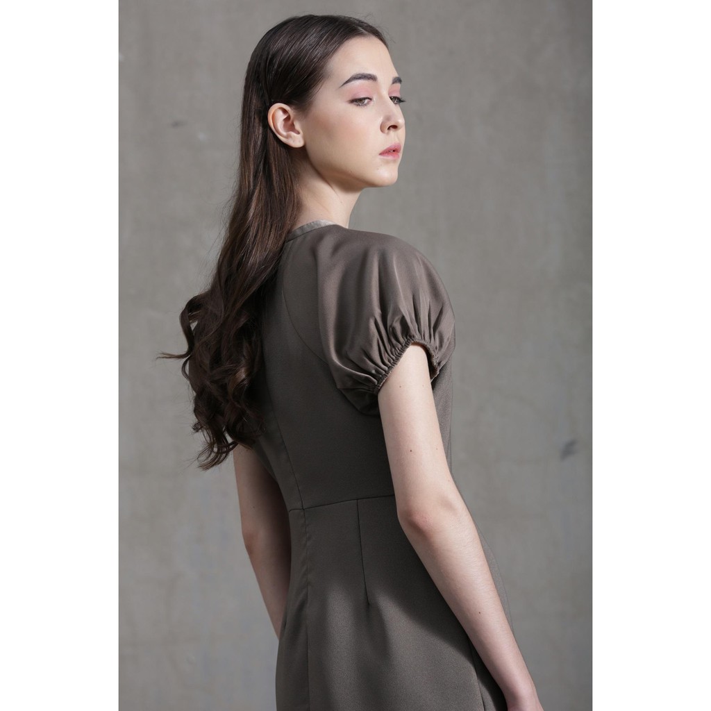 [Mã FAMALLT5 giảm 15% đơn 150k] Đầm dự tiệc nữ Callia Helen tay bồng (Xám/ Nâu) | BigBuy360 - bigbuy360.vn