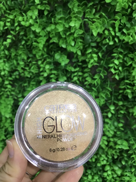 Phấn bắt sáng Glow 3 tone trắng , hồng, vàng