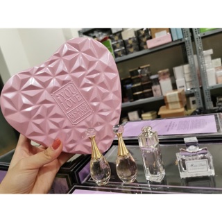 Set Bộ Nước Hoa Dior Mini 4 chai /5ml chai - vỏ hộp mẫu mới trái tim hồng